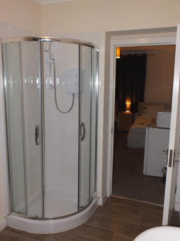 Marina Inn Irvine  Room photo